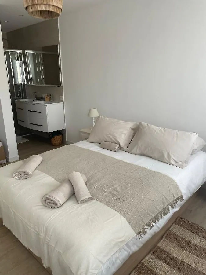 Duplex Place Des Lices سان تروبيه فرنسا